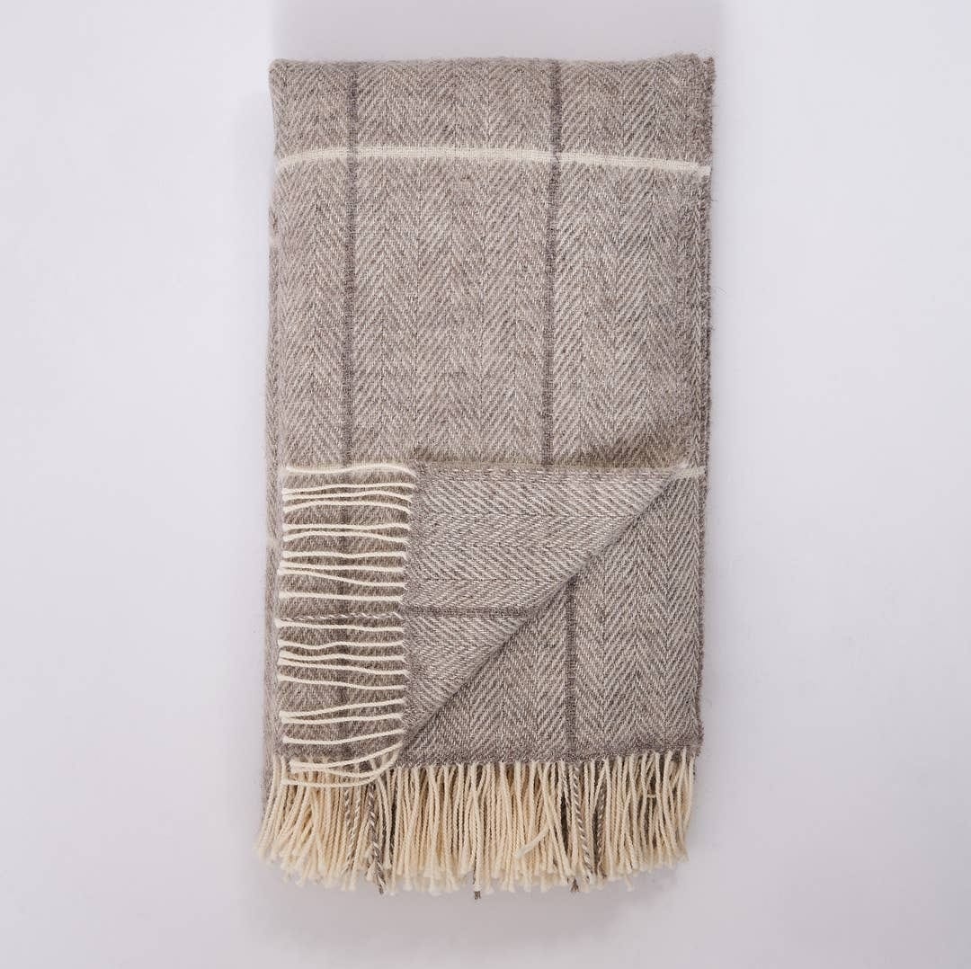 The Lerwick Throw in Grey